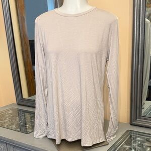 Mippo Medium Open Back Soft Grey Long Sleeve Top